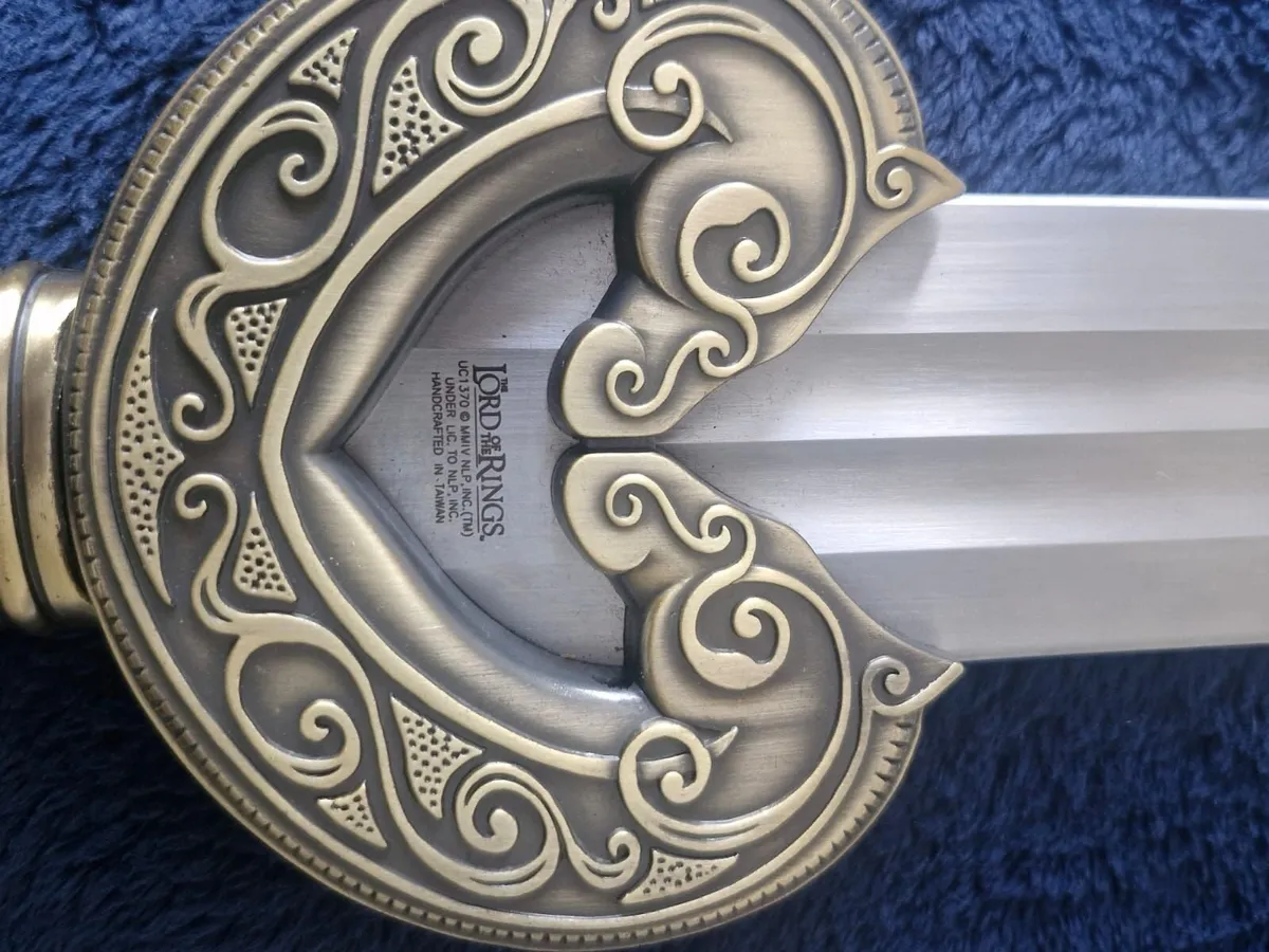 Lord of The Rings Sword - Image 4