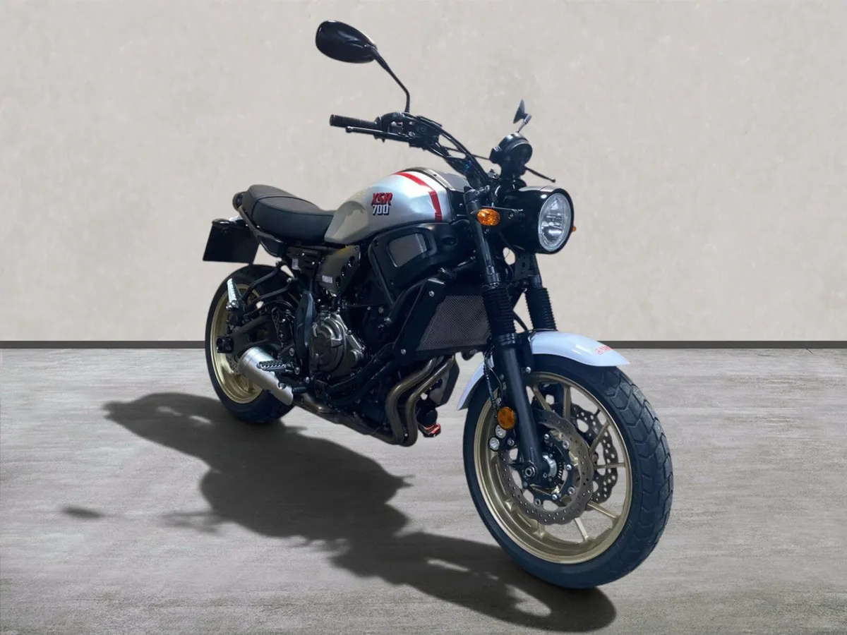 YAMAHA XSR 700 X-Tribute with Extras,NI Regiatered - Image 3