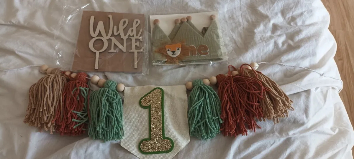 Birthday decorations , one year - Image 2