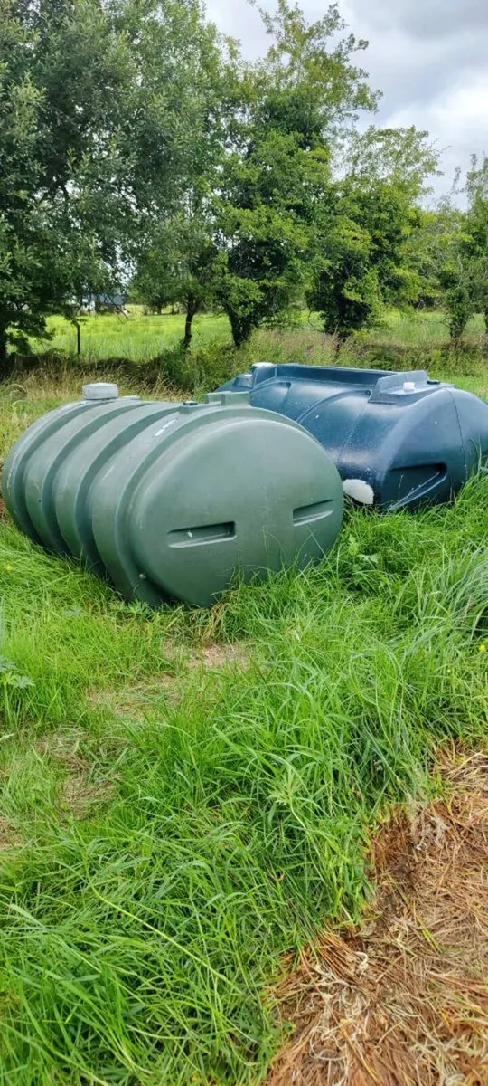 Oil tank - Image 2