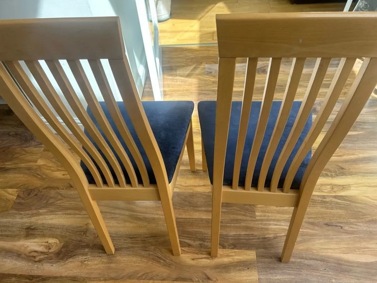 table - Image 4