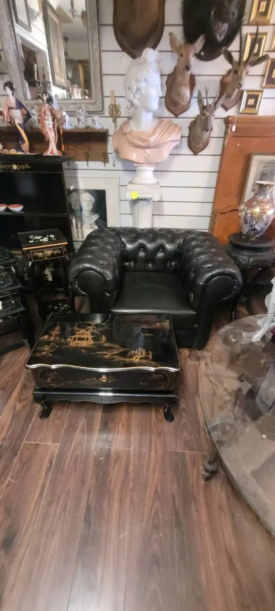 Chinese furniture - Image 1