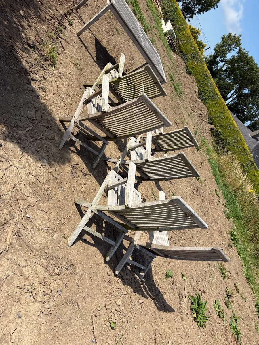 garden table and chairs set €50 - Image 3