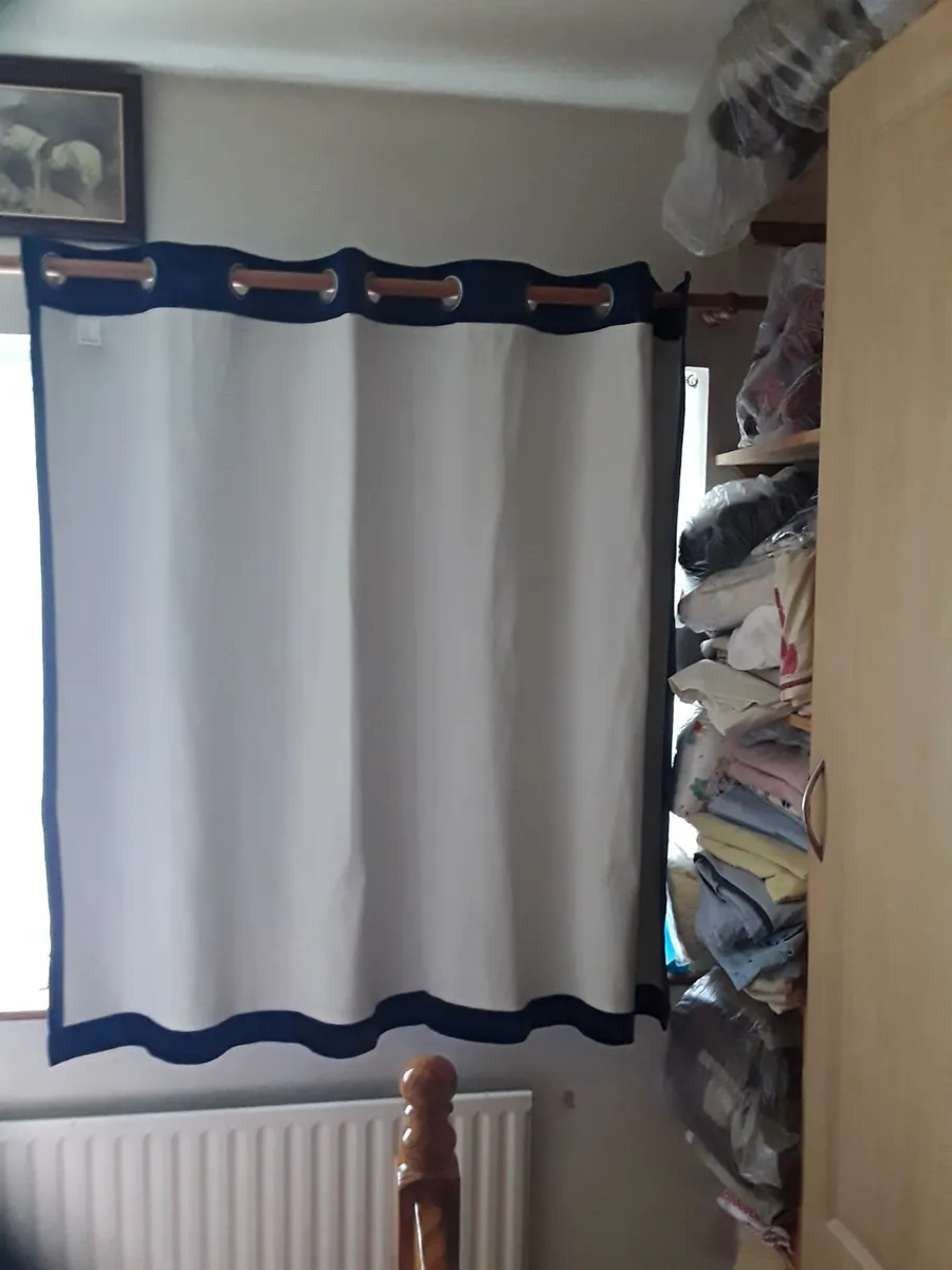 Lovely deep blue crushed velvet drapes - Image 3