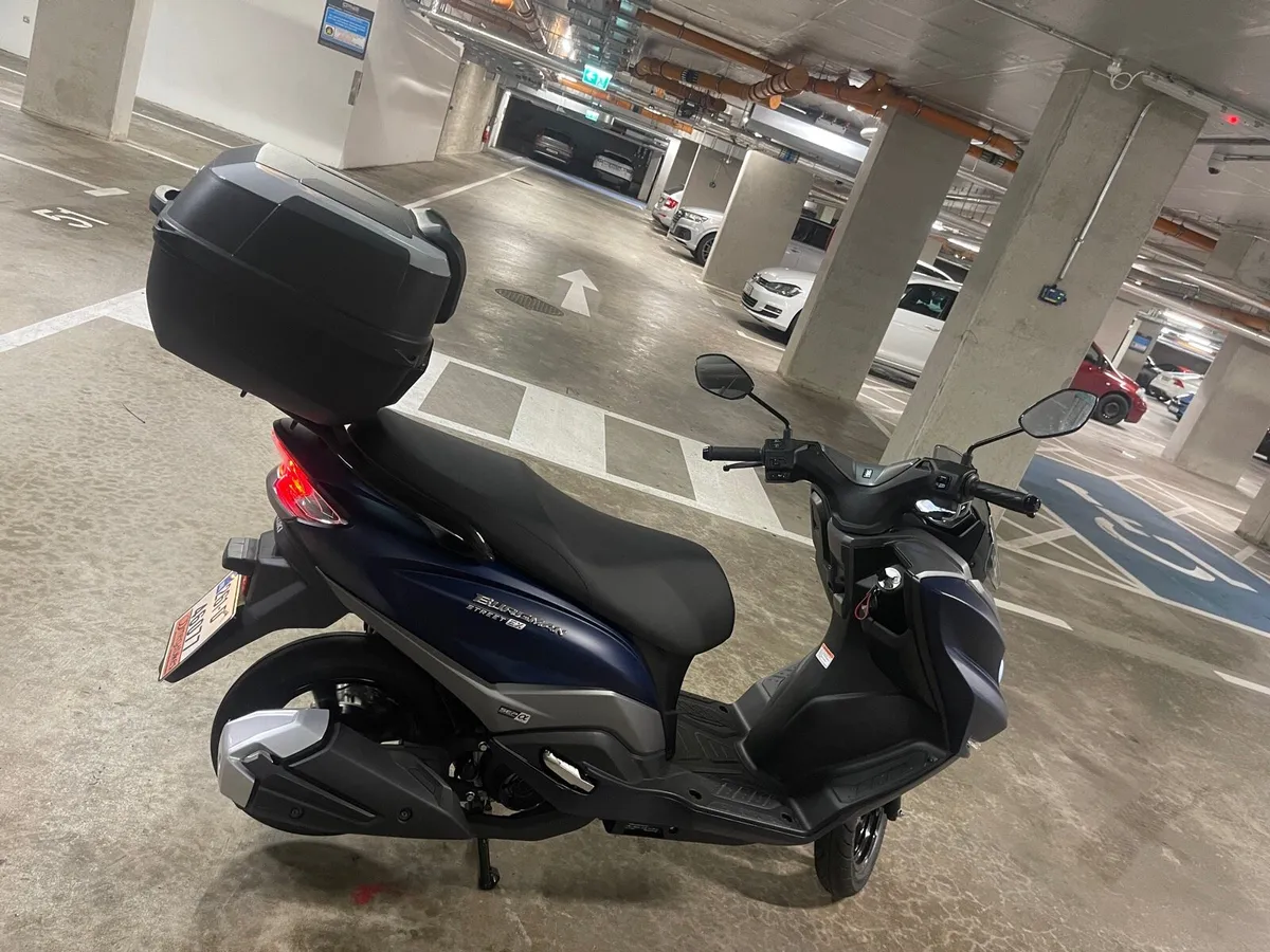 motorcycle - Image 1