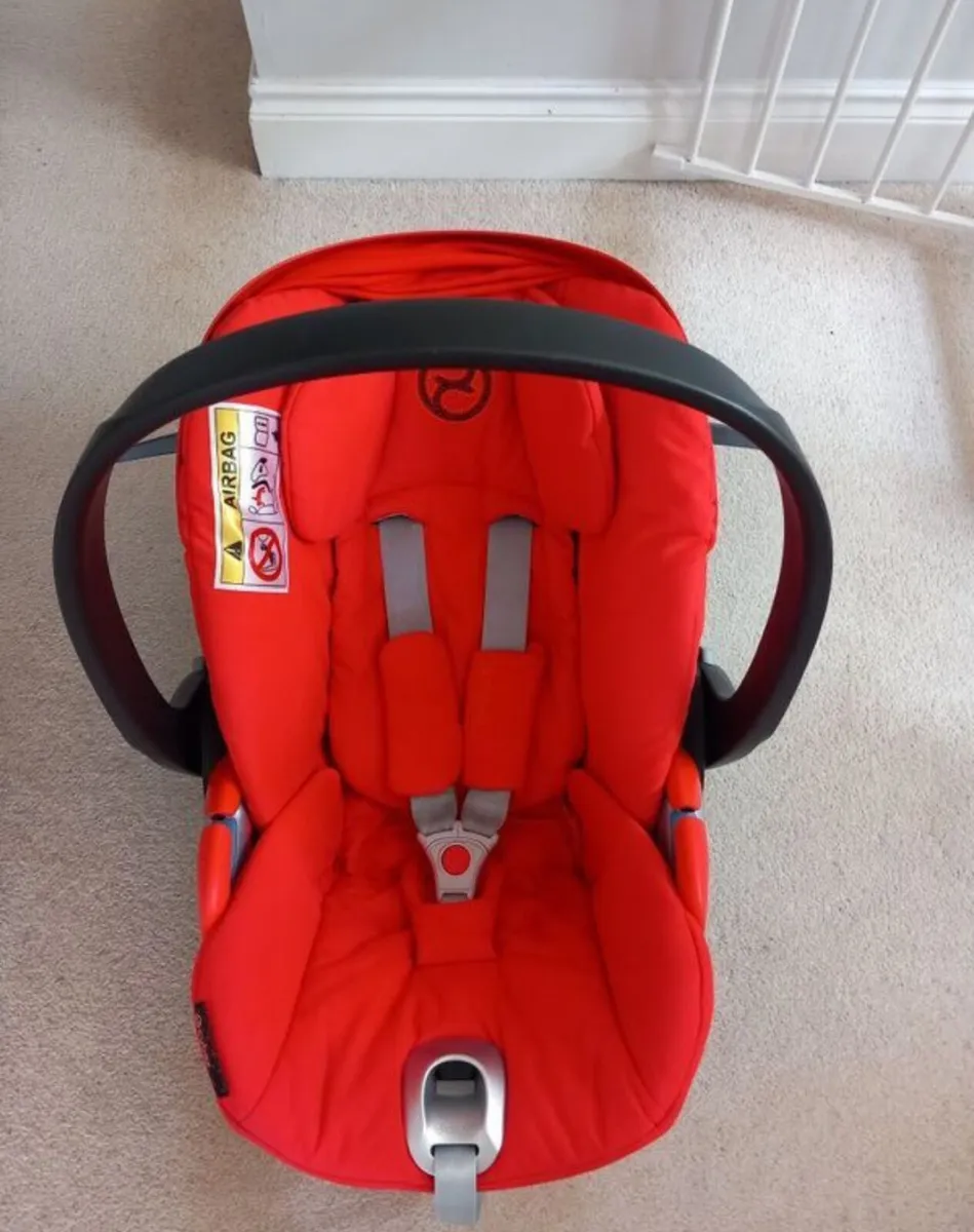 Carseat Cybex Cloud Z i-size & Isofix base - Image 3