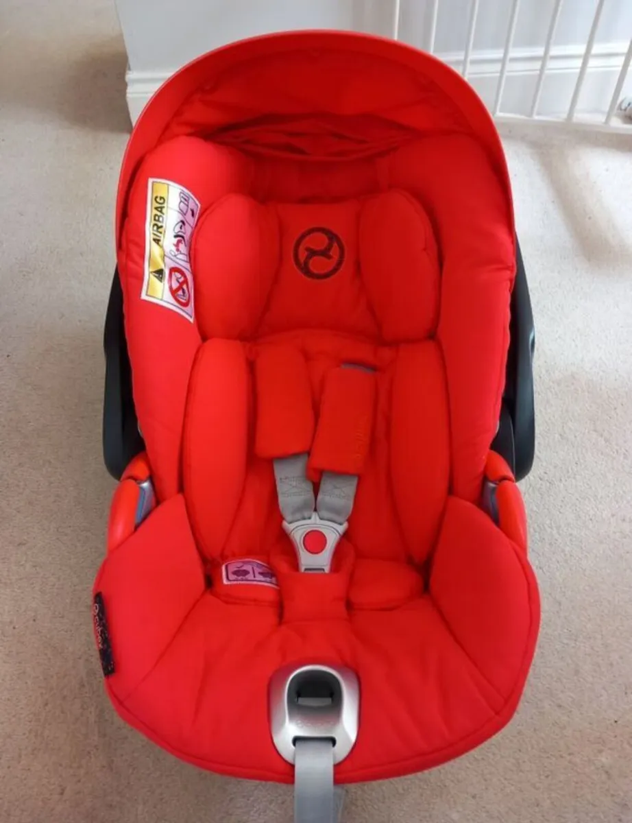 Carseat Cybex Cloud Z i-size & Isofix base - Image 4