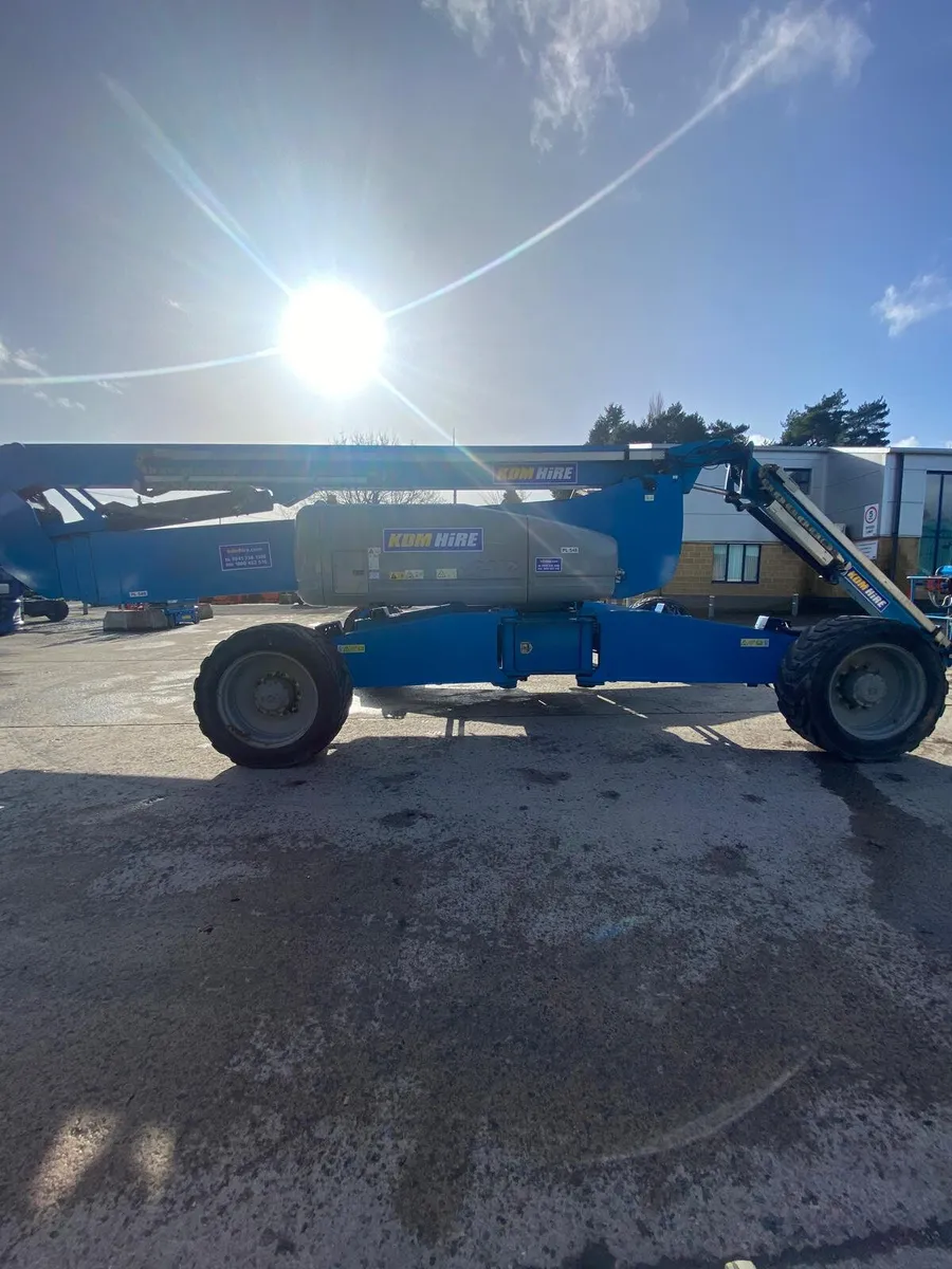 2016 GENIE ZX-135/70 141FT ARTIC DIESEL BOOM LIFT - Image 4