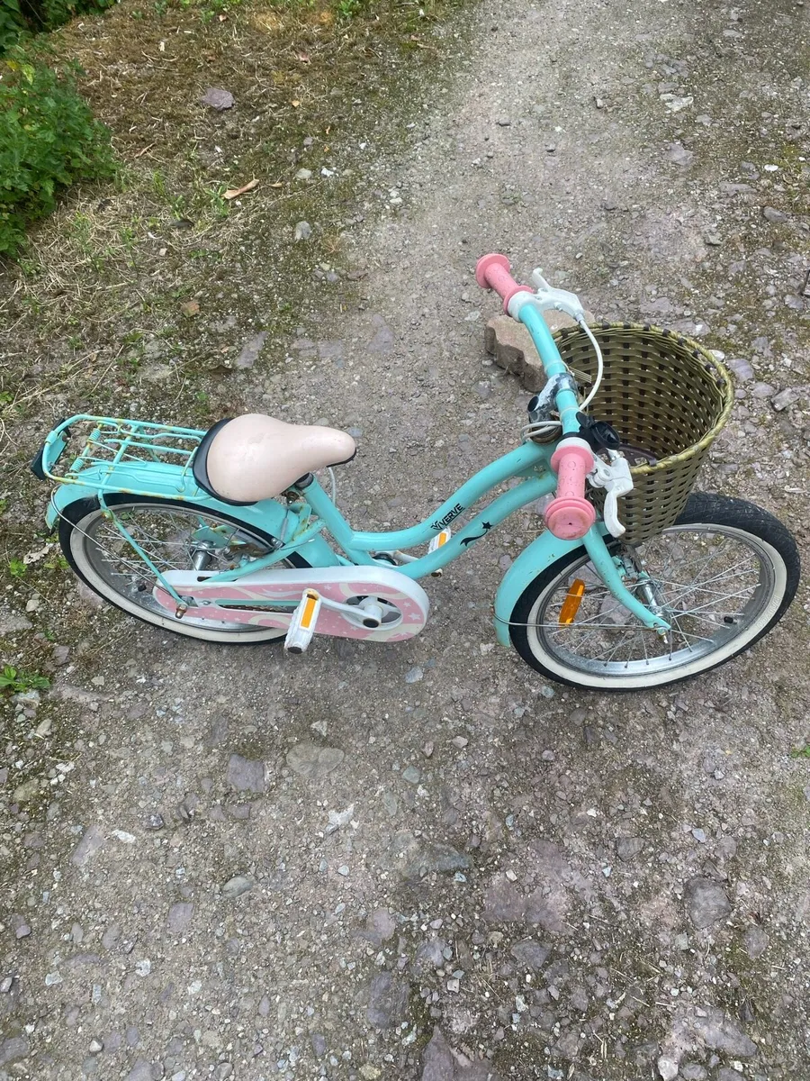 Childs bike - Image 1