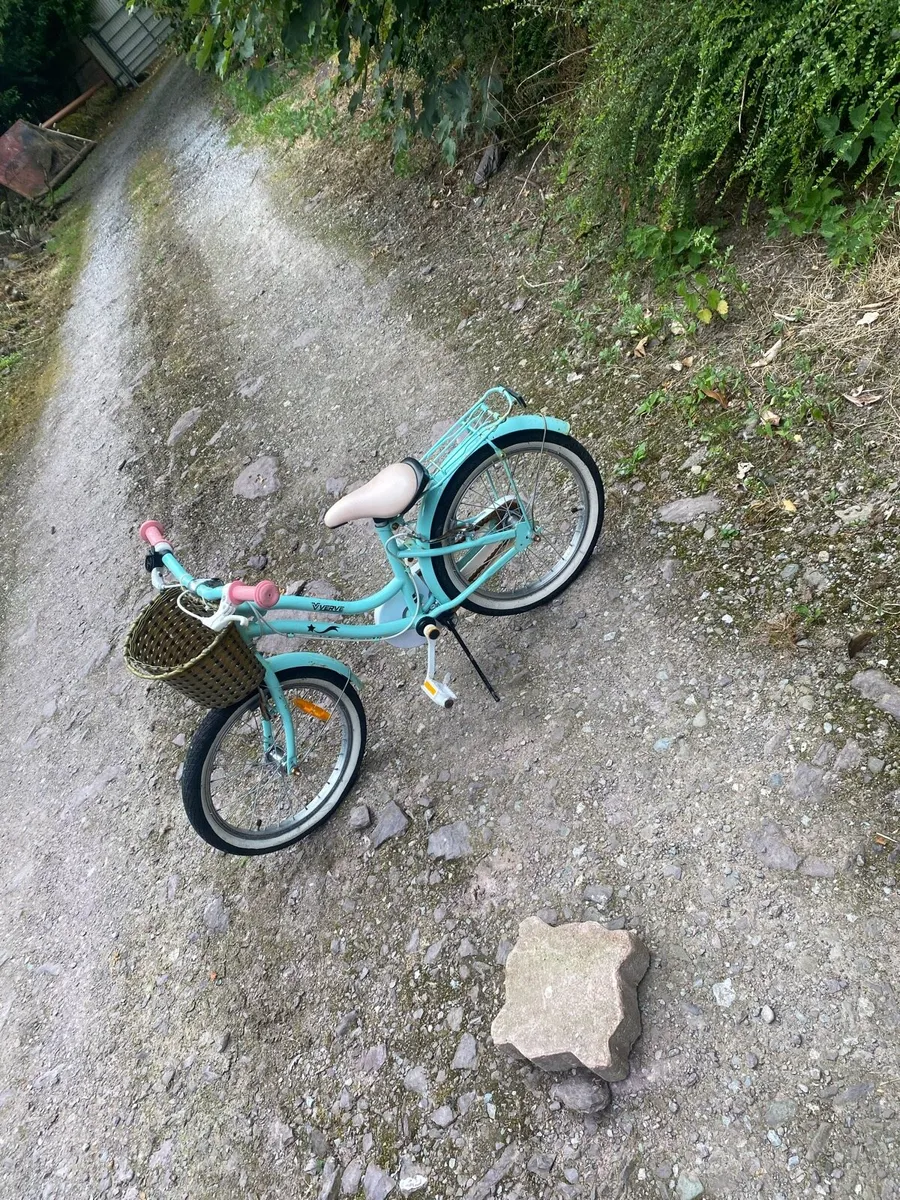 Childs bike - Image 3