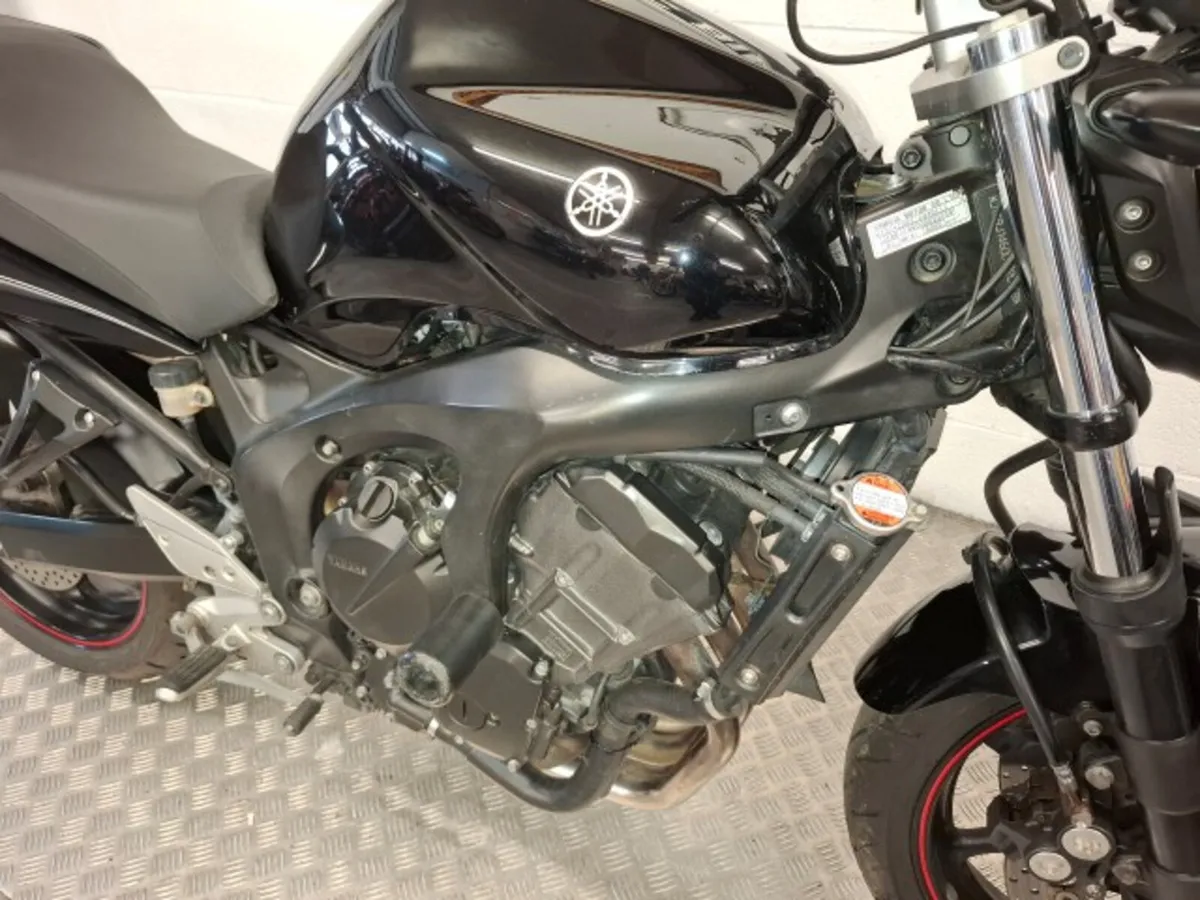 Yamaha FZ6 Fazer 600 2008 - Image 4