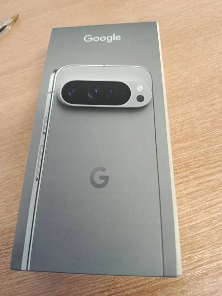 Google pixel 9 pro xl Mint condition - Image 1