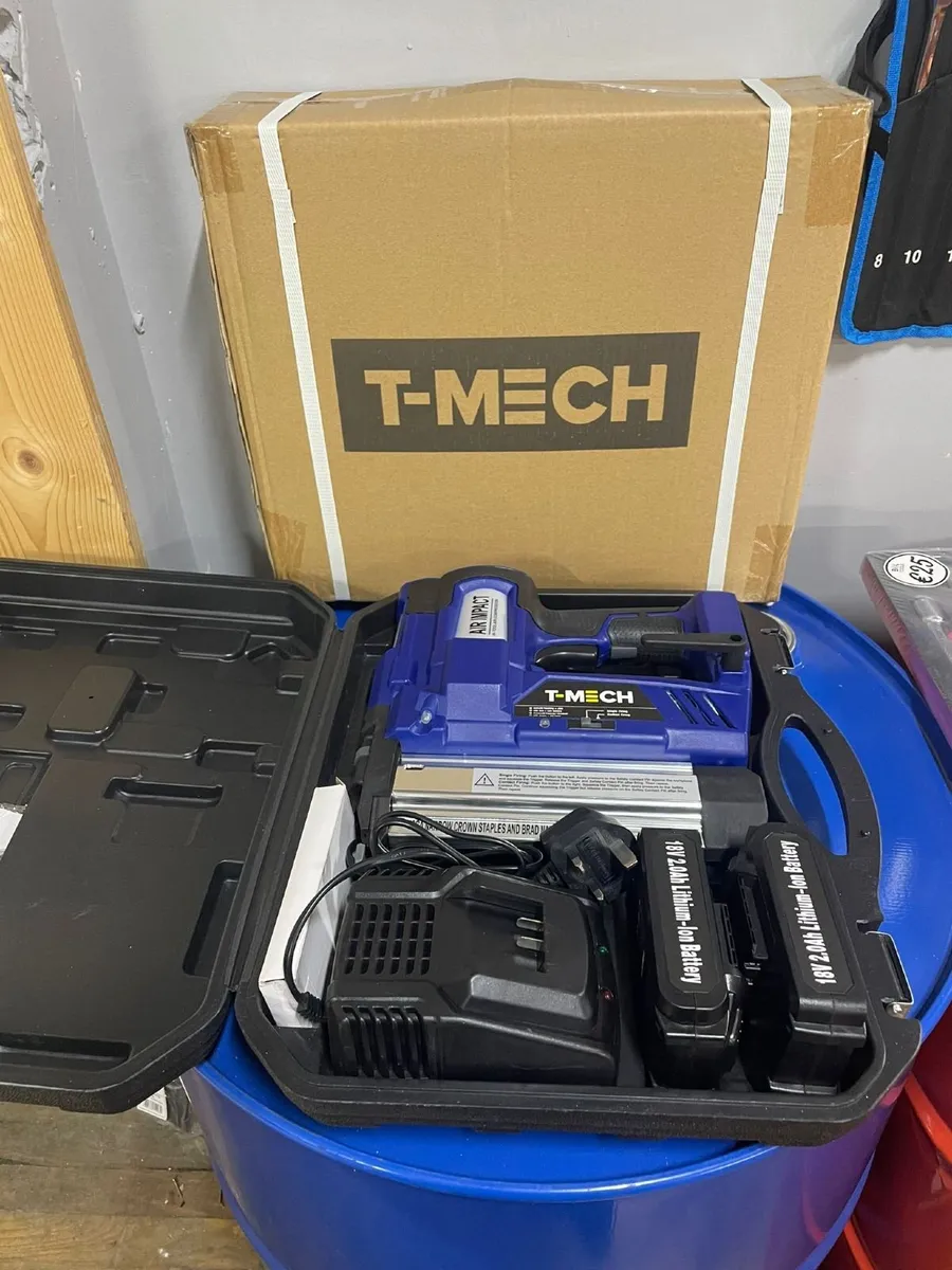 18V Finish Nailer – Complete Kit - Image 4