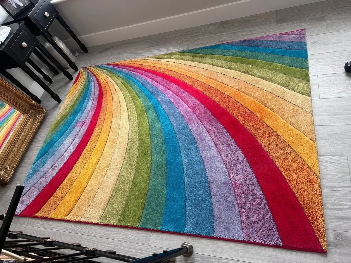 Rainbow Rug 220cm x 169cm - Image 2