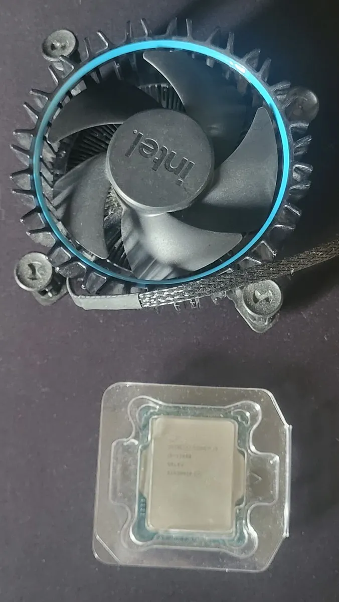 Intel Core i5 12400 - Image 1