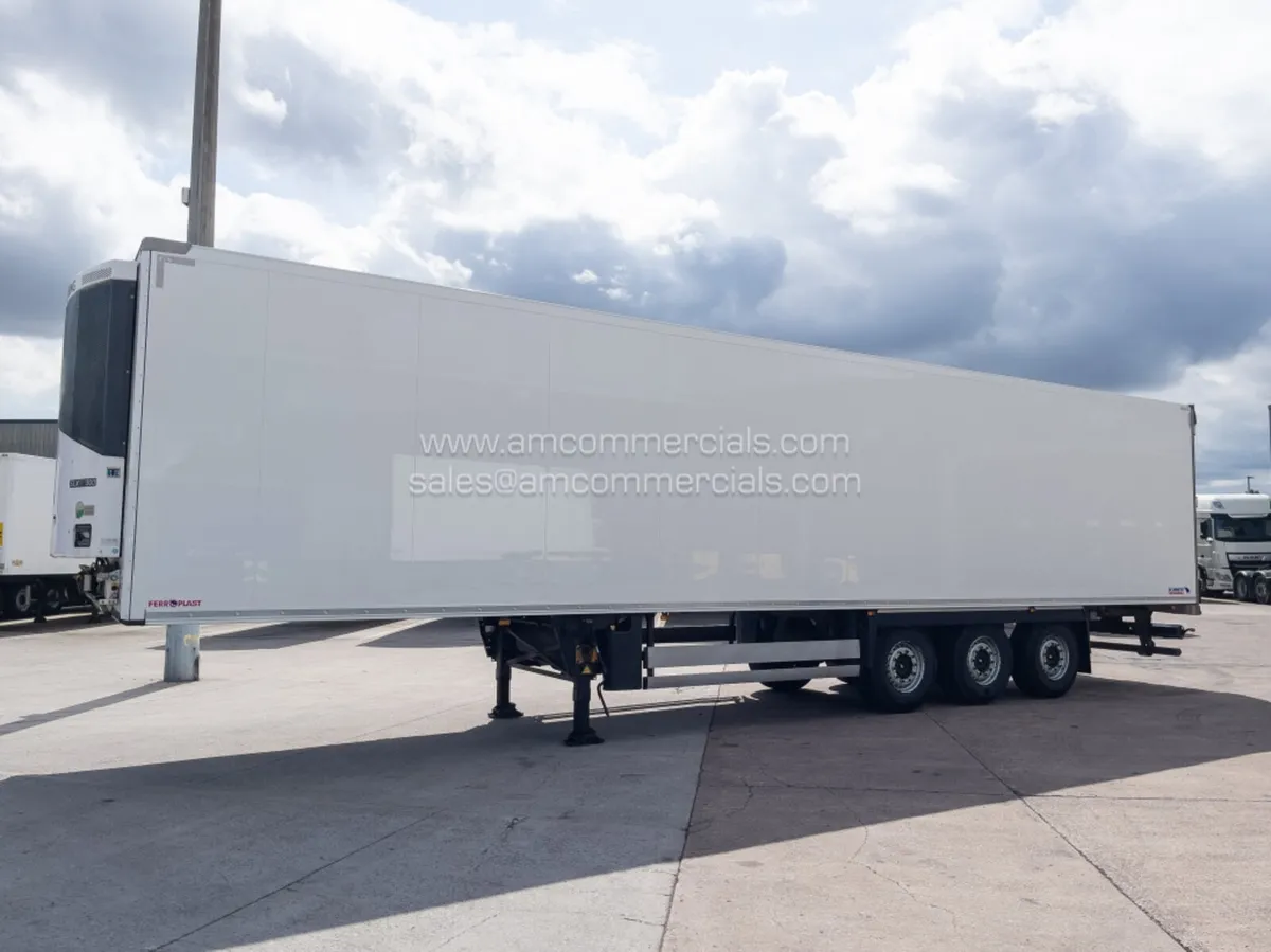 2019 SCHMITZ CARGOBULL MULTI TEMP FRIDGE TRAILER - Image 3