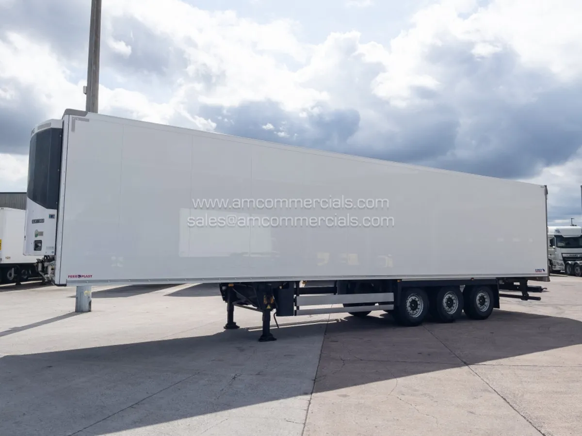 2019 SCHMITZ CARGOBULL MULTI TEMP FRIDGE TRAILER - Image 3