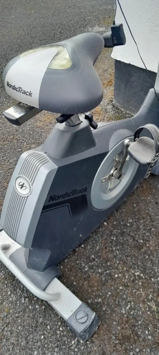 Exercise bicycle - Image 3
