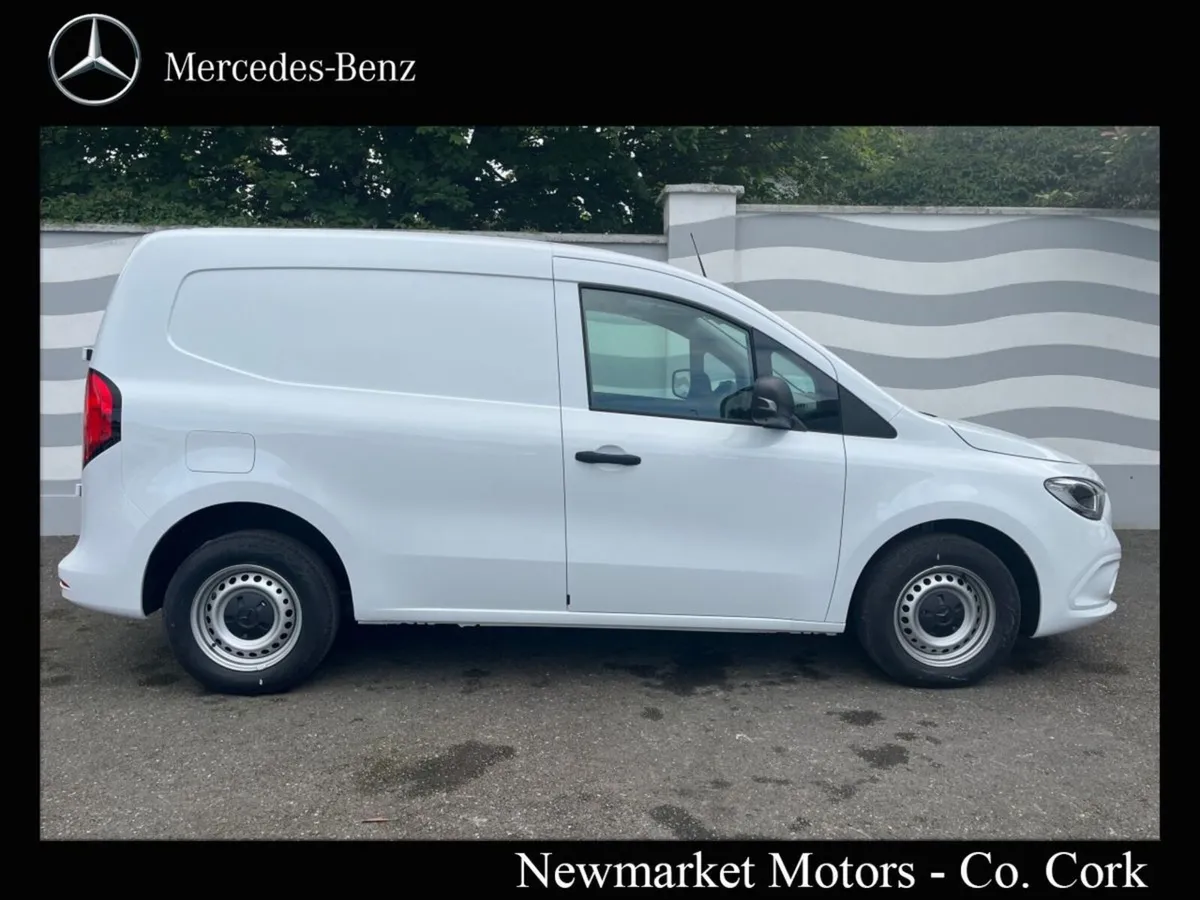 Mercedes-Benz Citan THREE SEATER DIESEL 110BHP DIE - Image 3