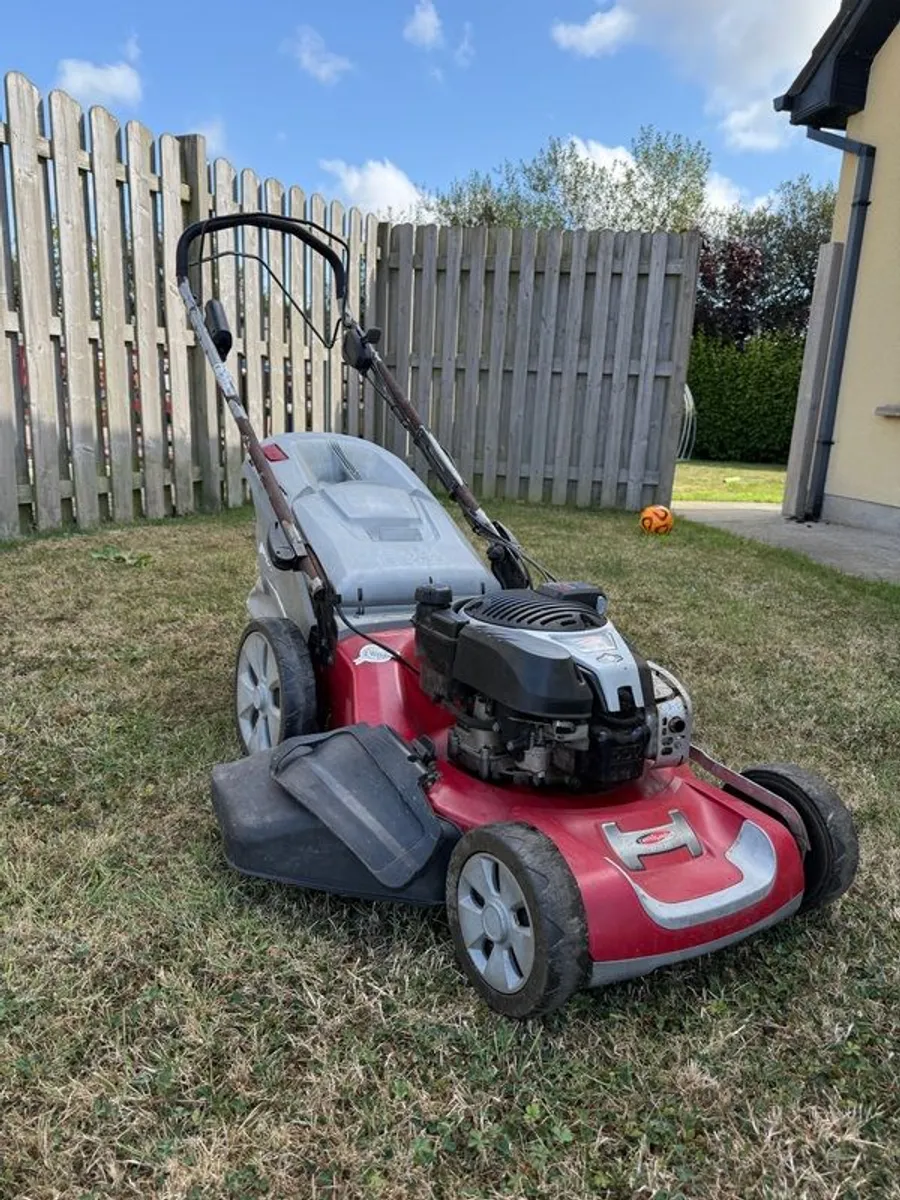 castlegarden lawnmover B&S 775is 161cc (not starting) - Image 1