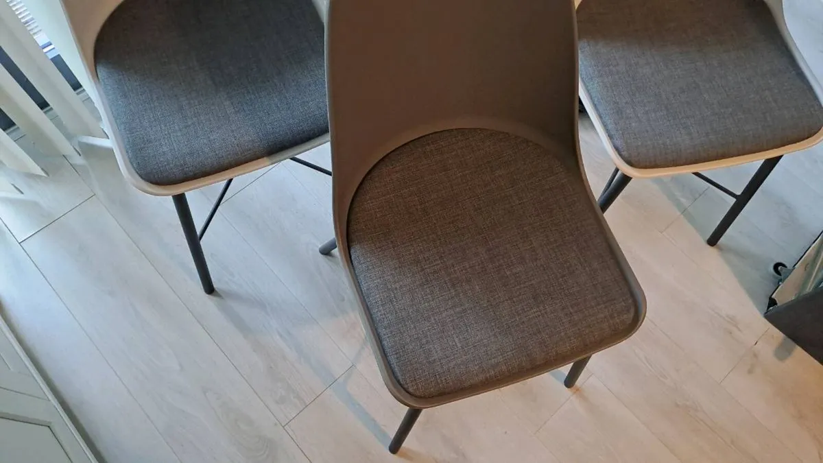 Dining chairs set (X4) - Harvey Norman chairs - Image 4