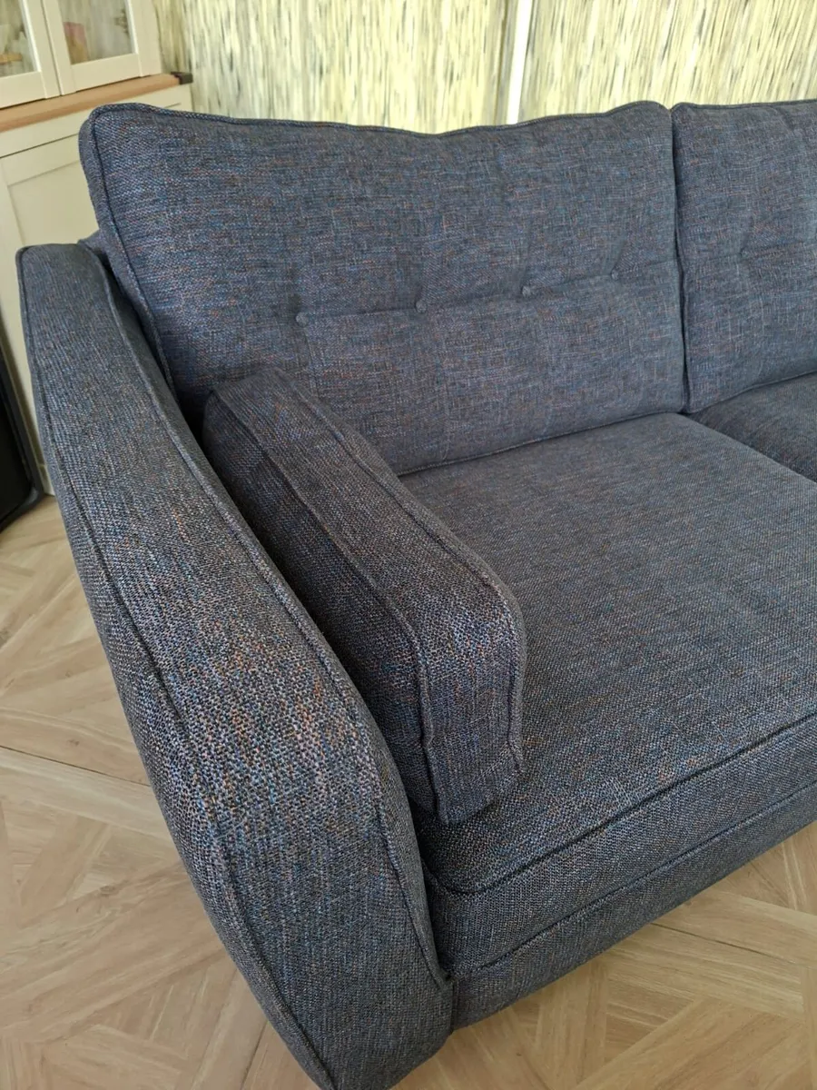 Sofas - Image 3