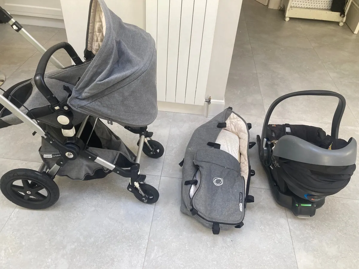 Child buggy and car seat