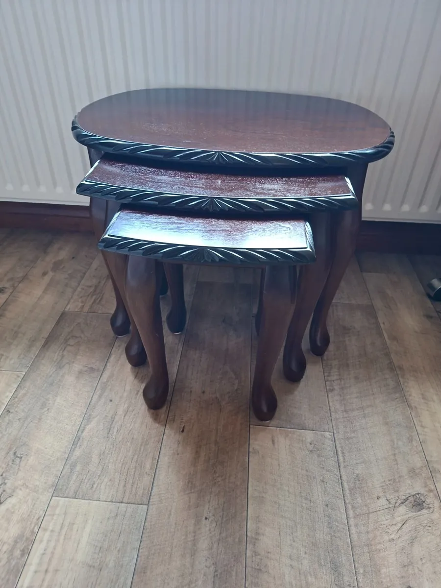 Nest of tables - Image 3