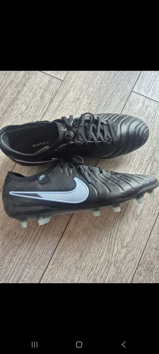8.5 UK Tempo Legend 10 Elite Adults Firm Ground - Image 1