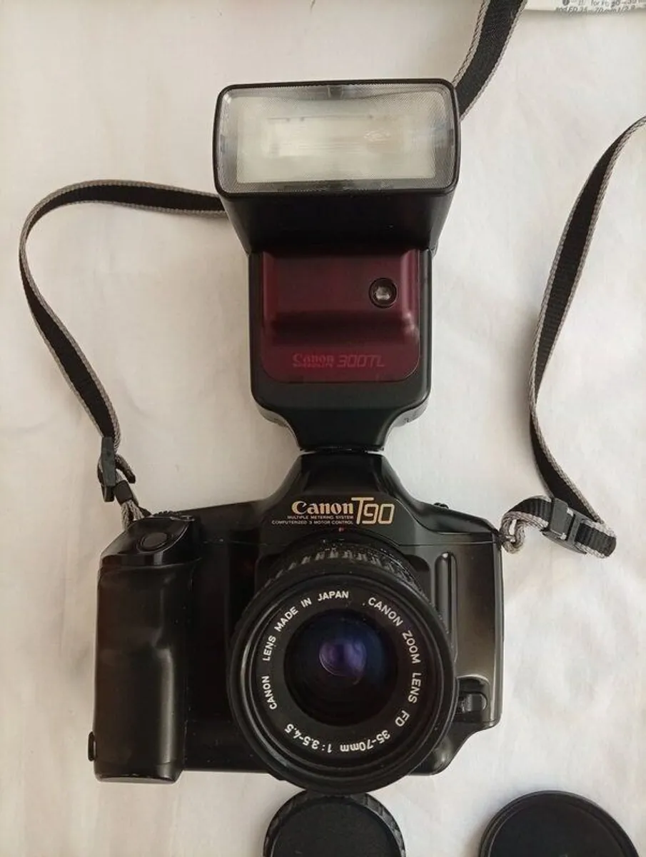 Canon  T90 SLR  Film Camera - Image 3