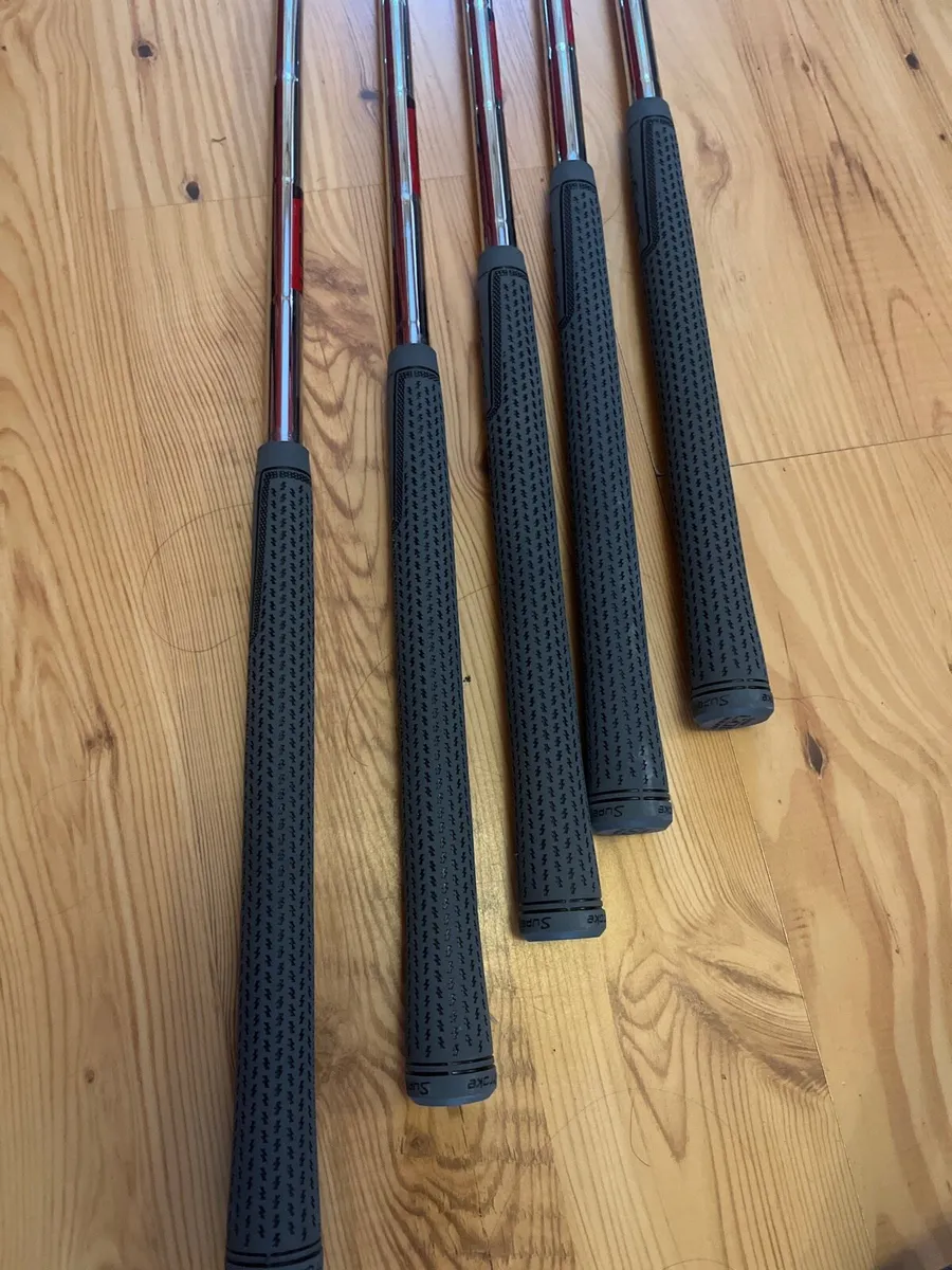Golf club a - Image 3