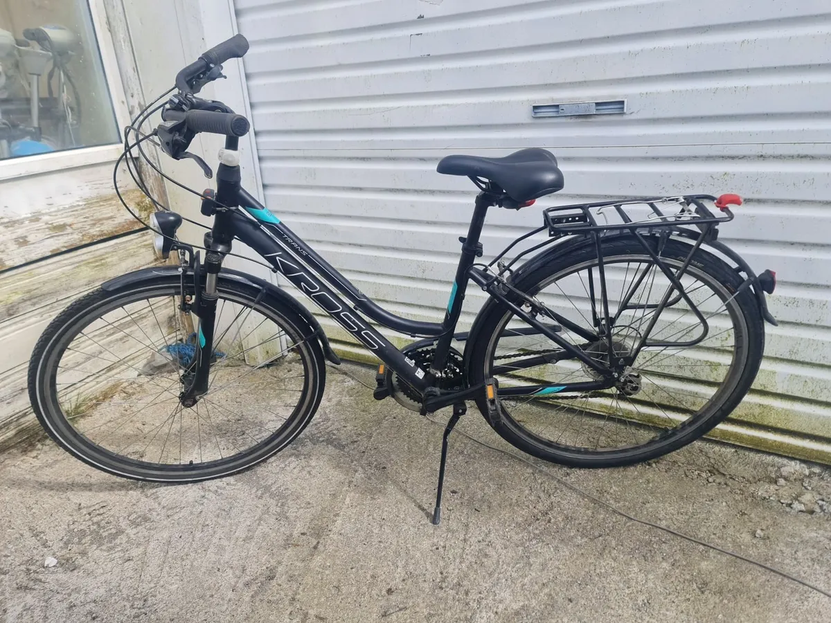 LADIES HYBRID BIKE KROSS TRANS 28 inch wheel - Image 1