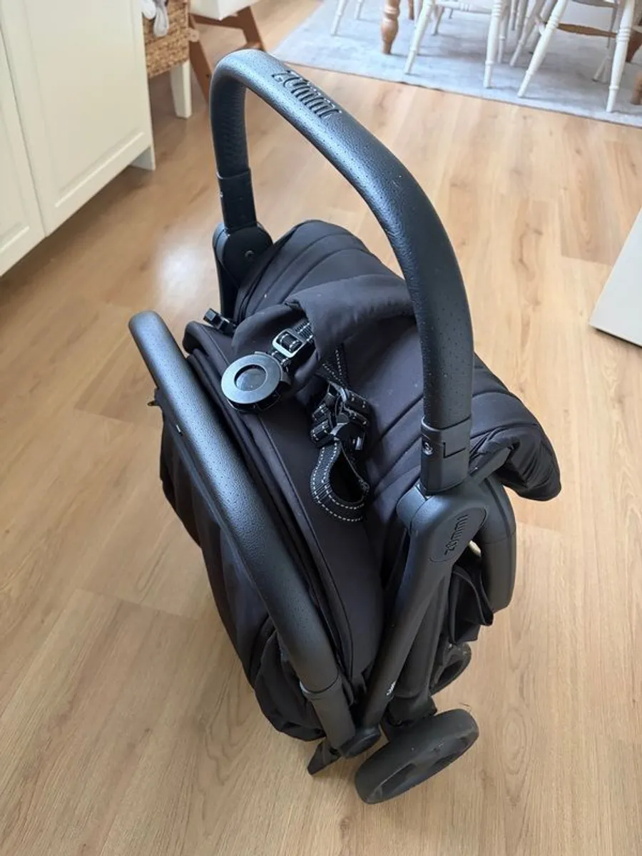 Stroller - Image 3