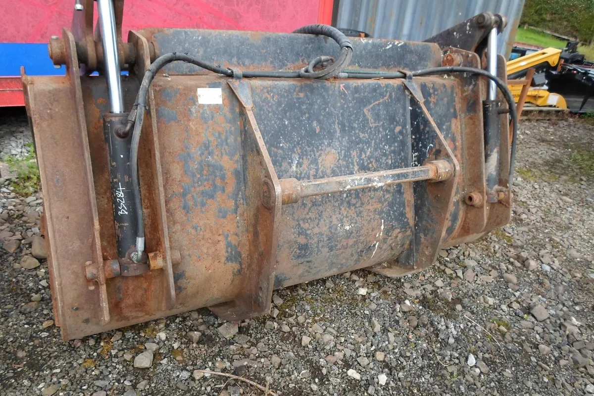 TELEHANDLER BUCKET - Image 2