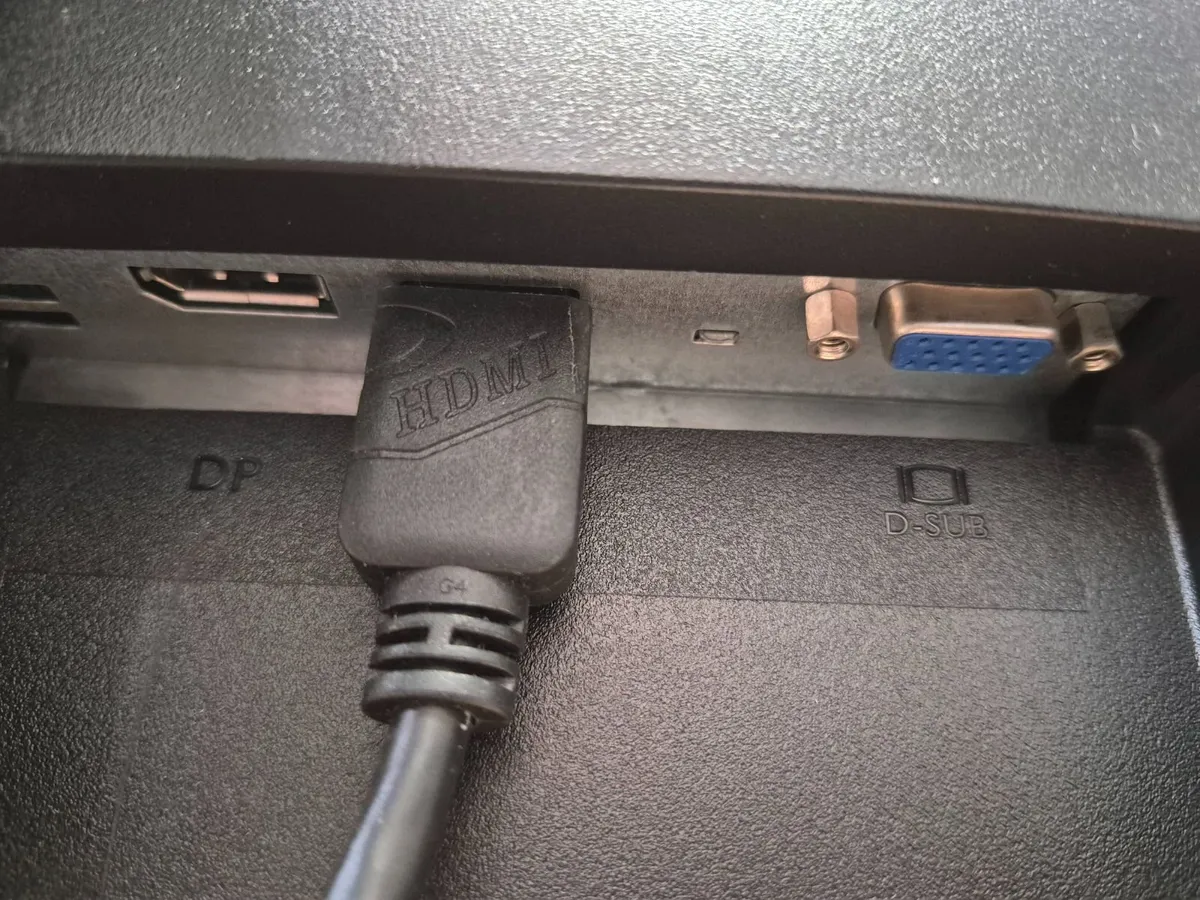 27" PC Monitor/Display - Image 4