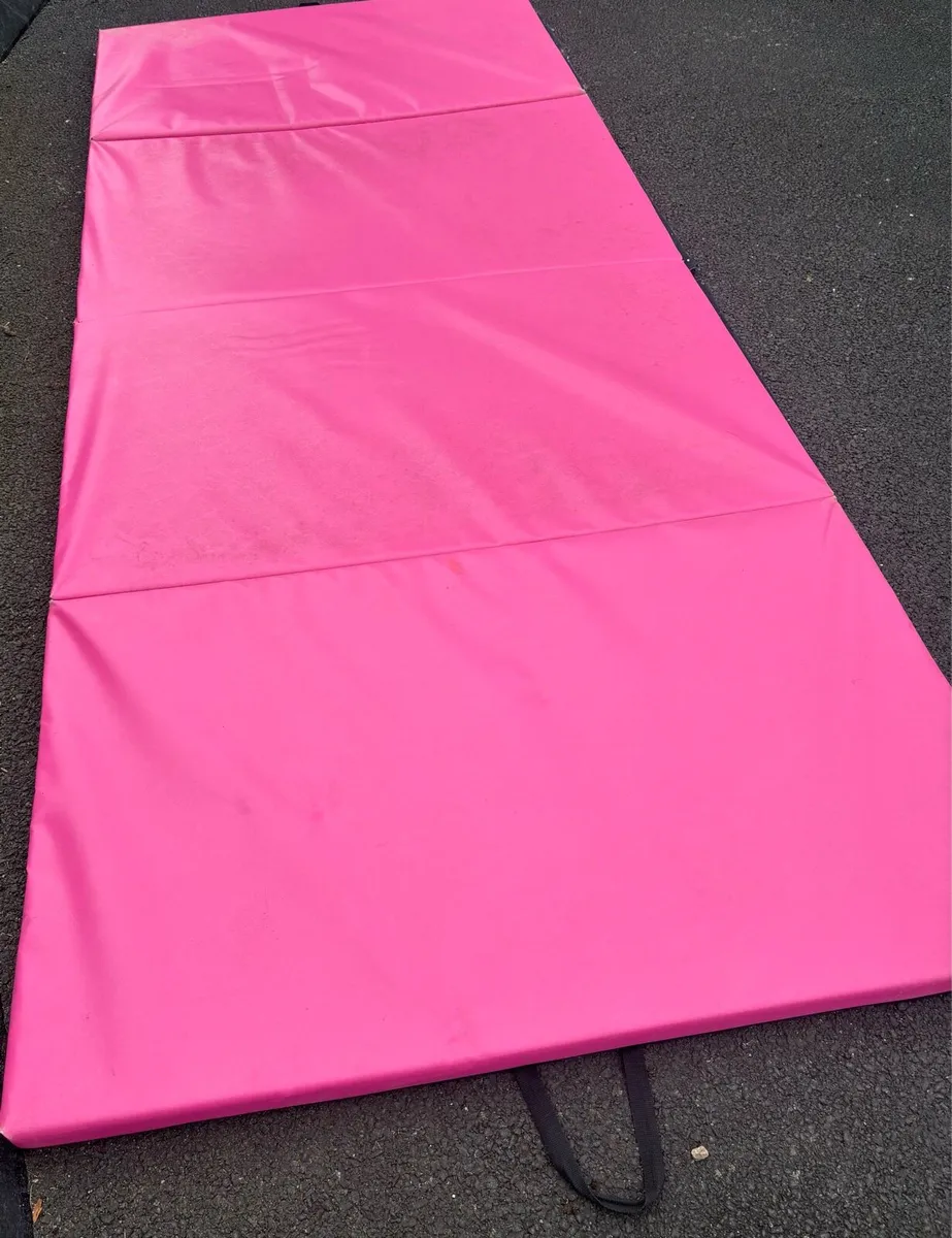 Gymnastics mat - Image 1