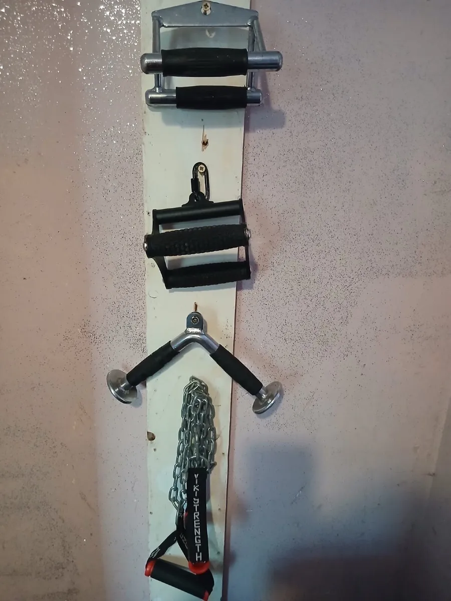 Weight training equipment - Image 3