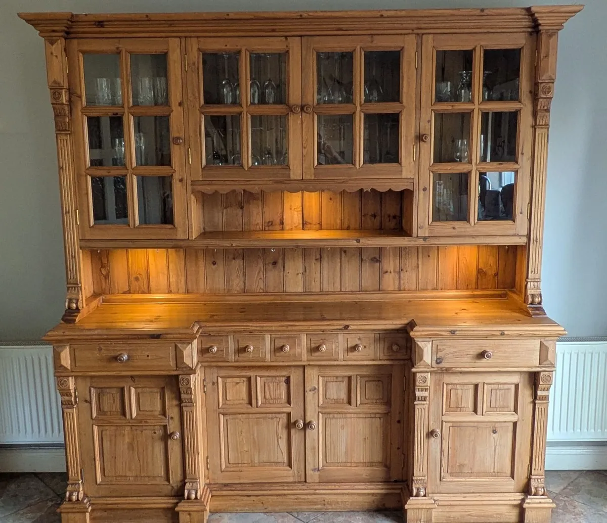 Dresser solid pine wood - Image 1