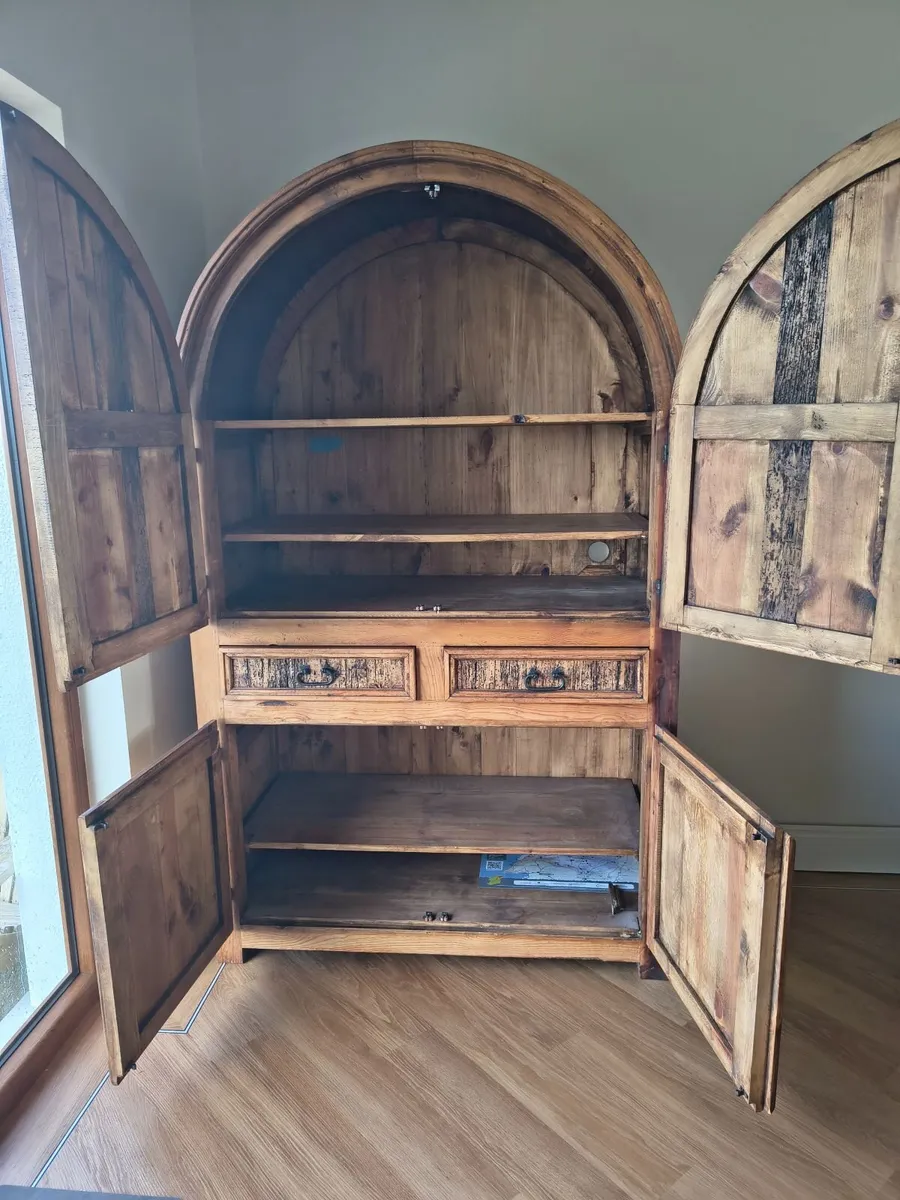 Solid wood dresser, drinks cabinet, TV cabinet - Image 2