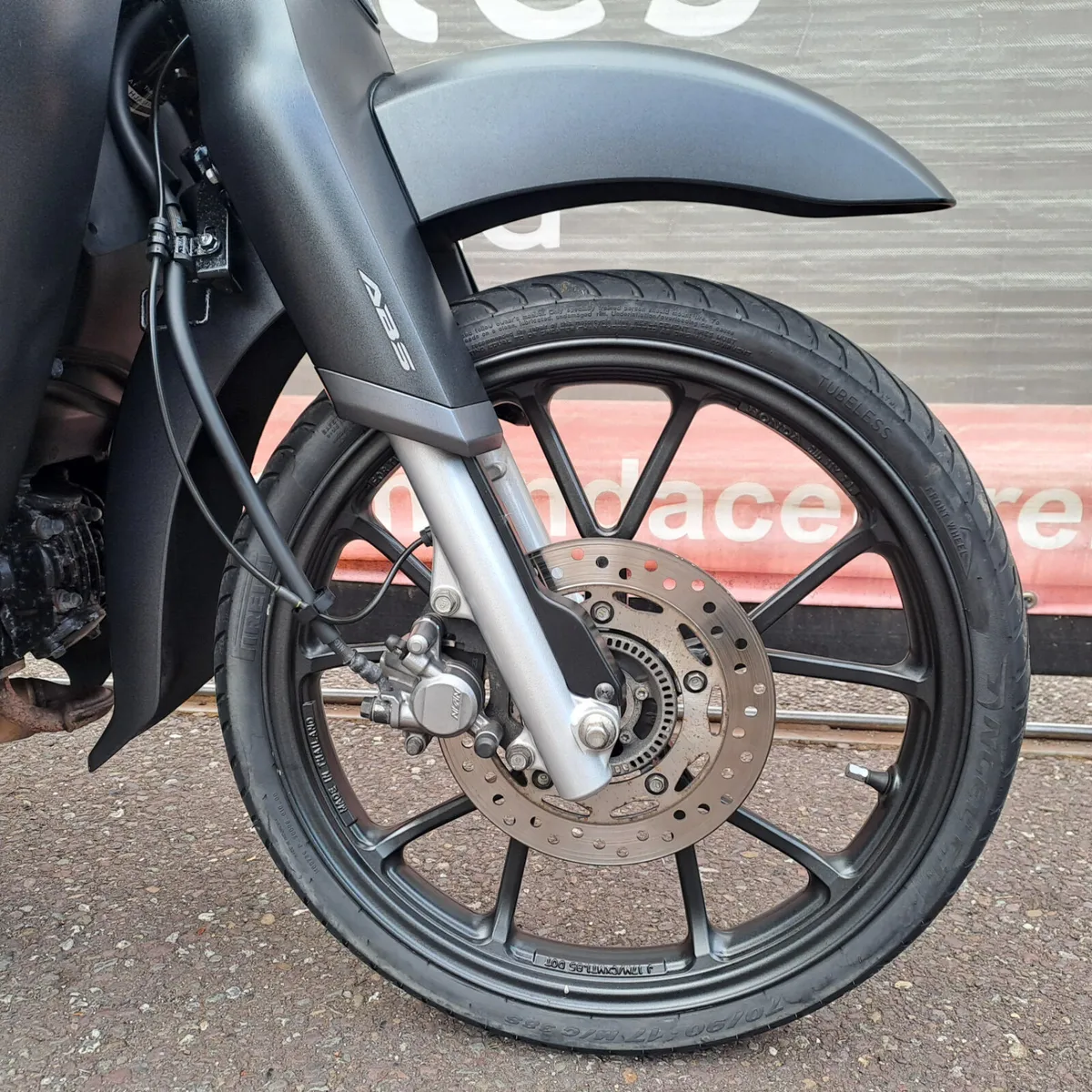 2023 Honda Super Cub 125 - Image 3
