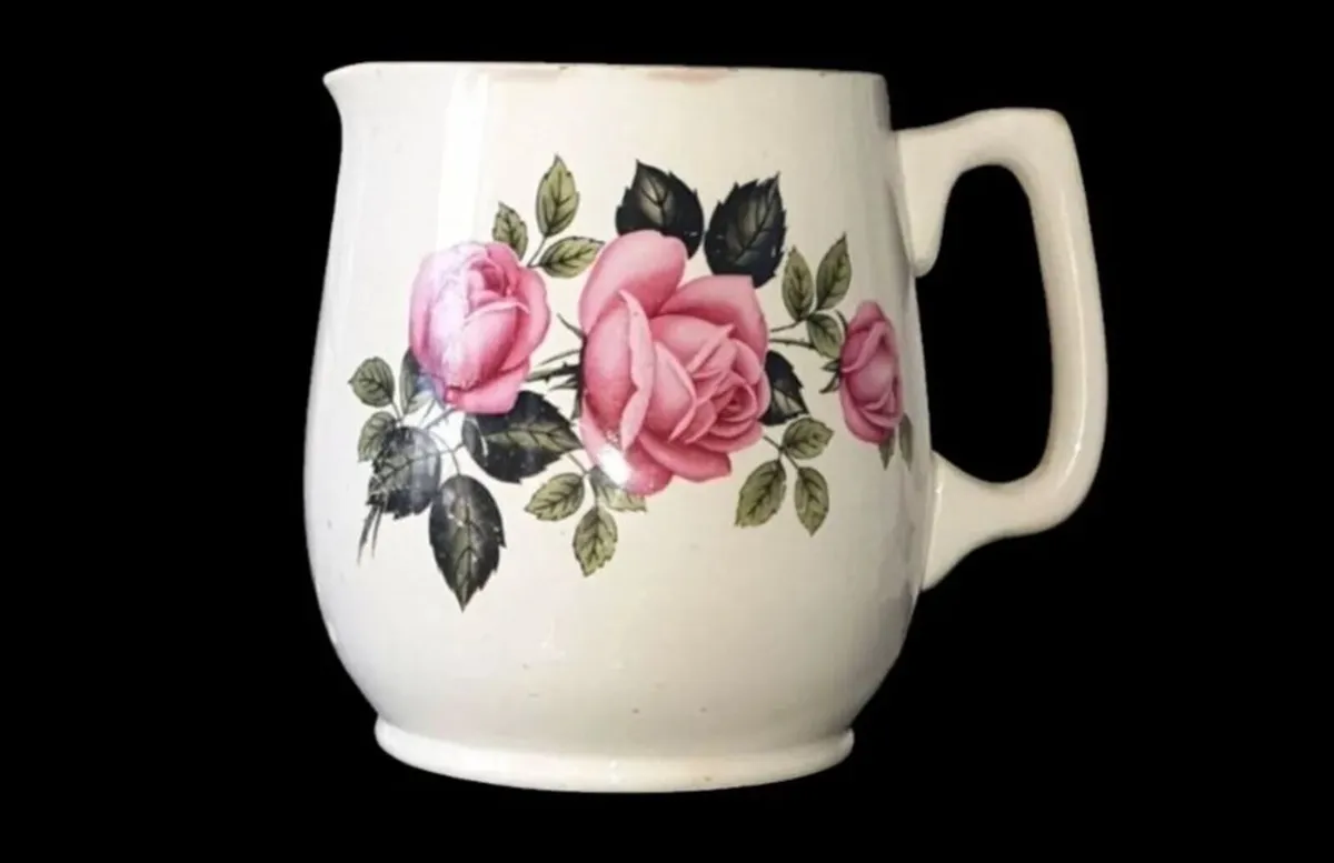 Pristine Vintage Carrigaline Pottery Pink Rose Jug - Image 1