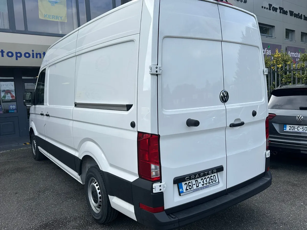 2.0 TDI HIGHLINE MWB HIGH ROOF - Image 2