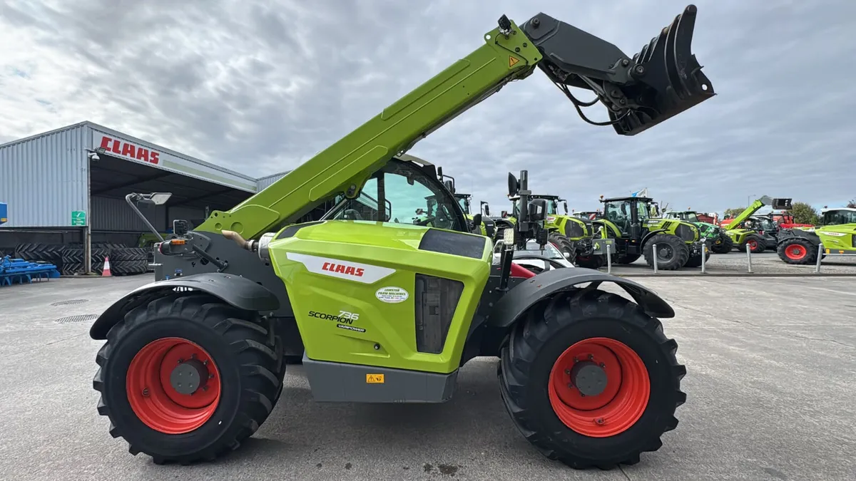 Claas Scorpion 736 - Image 3