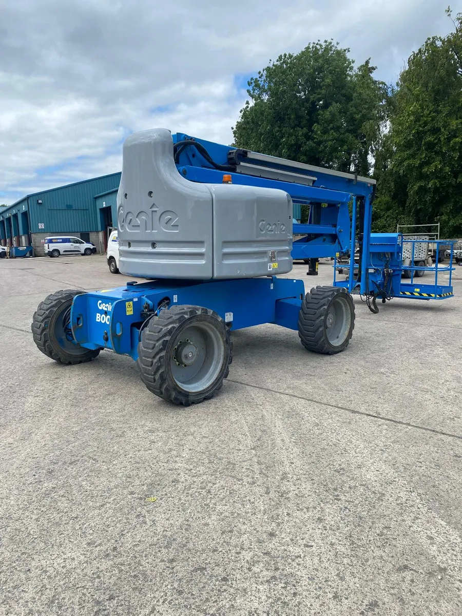 2014 GENIE Z60 – 34 66FT DIESEL ARTIC BOOM LIFT - Image 3