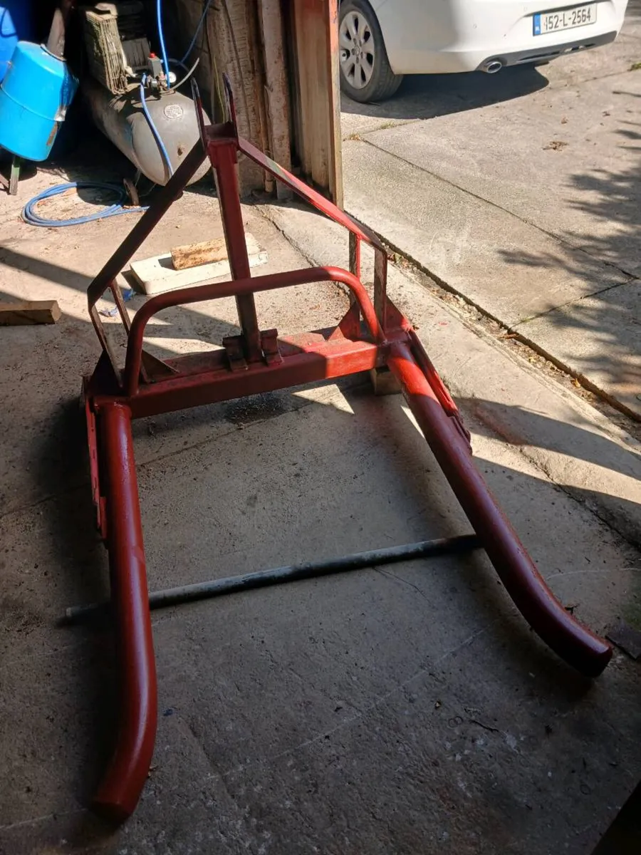 Bale lifter - Image 2