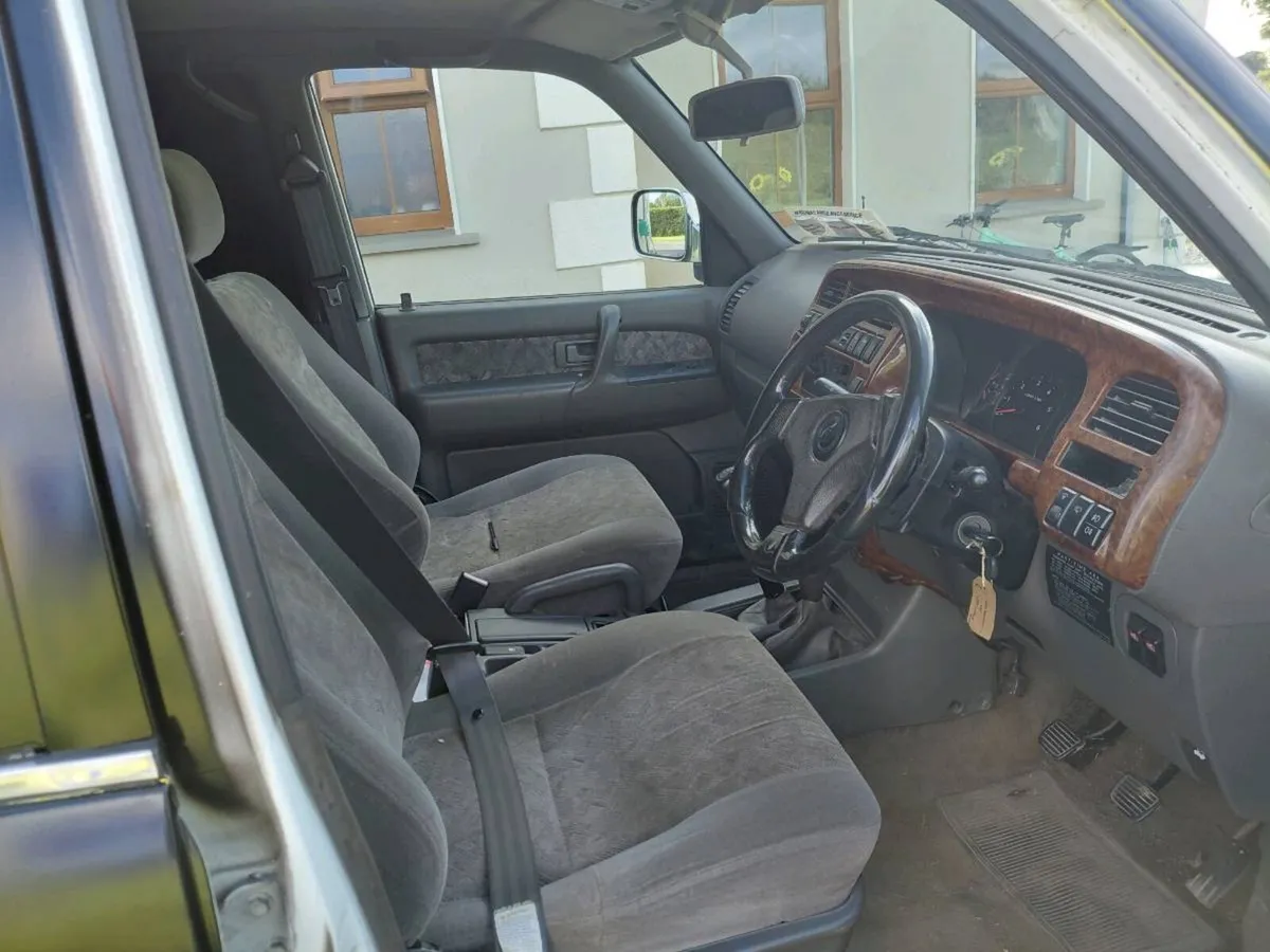 Isuzu trooper - Image 4