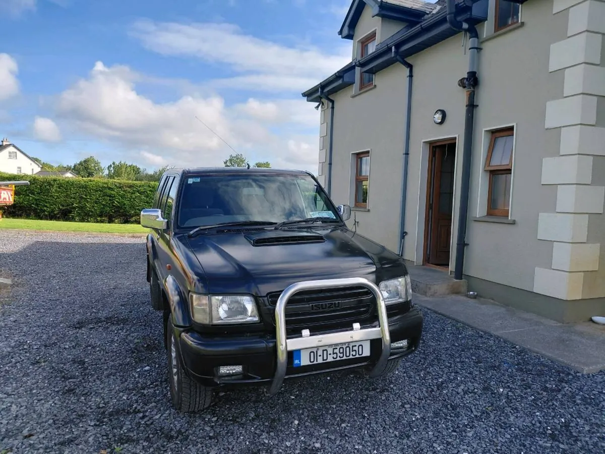 Isuzu trooper - Image 1