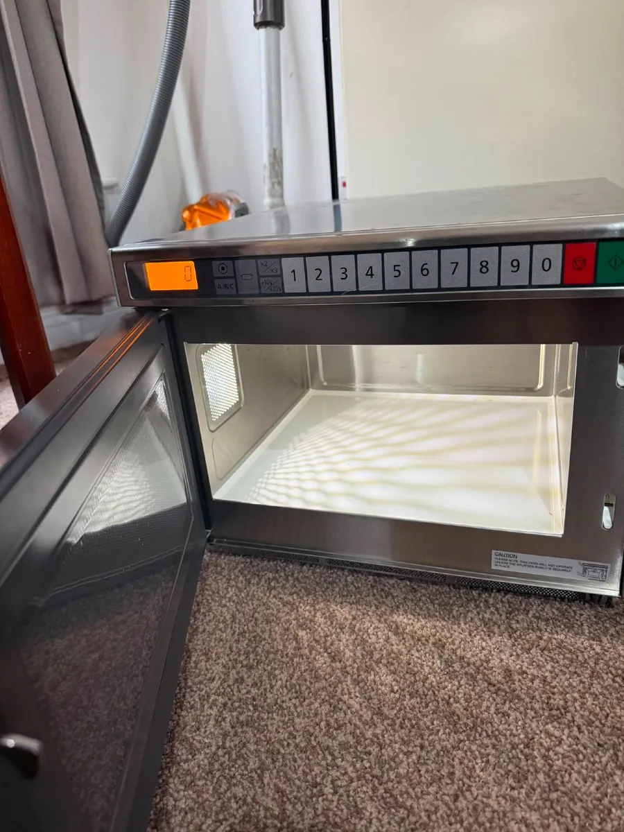 panasonic commercial microwave ne-1853 - Image 4