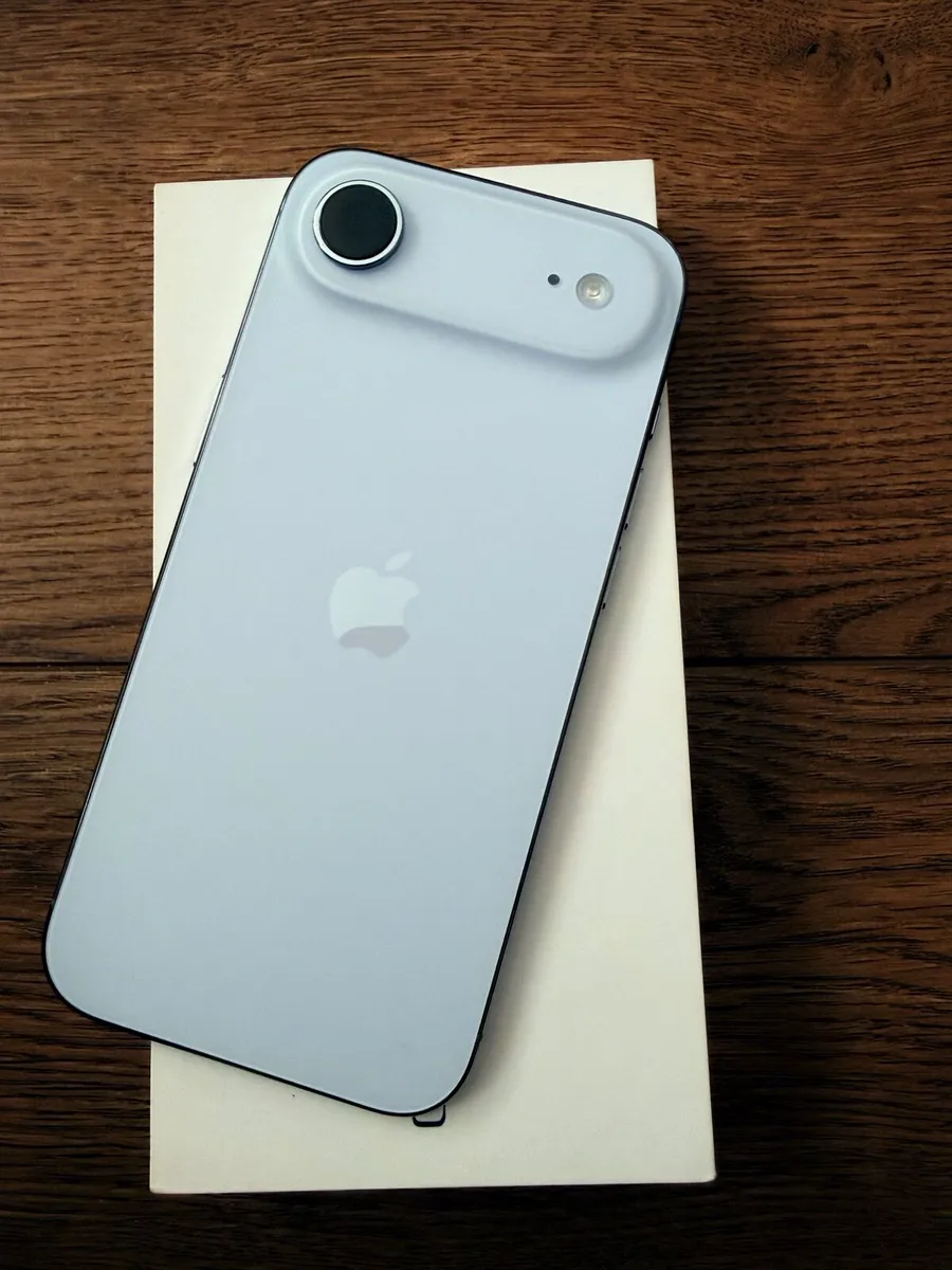 iPhone Air - Image 1