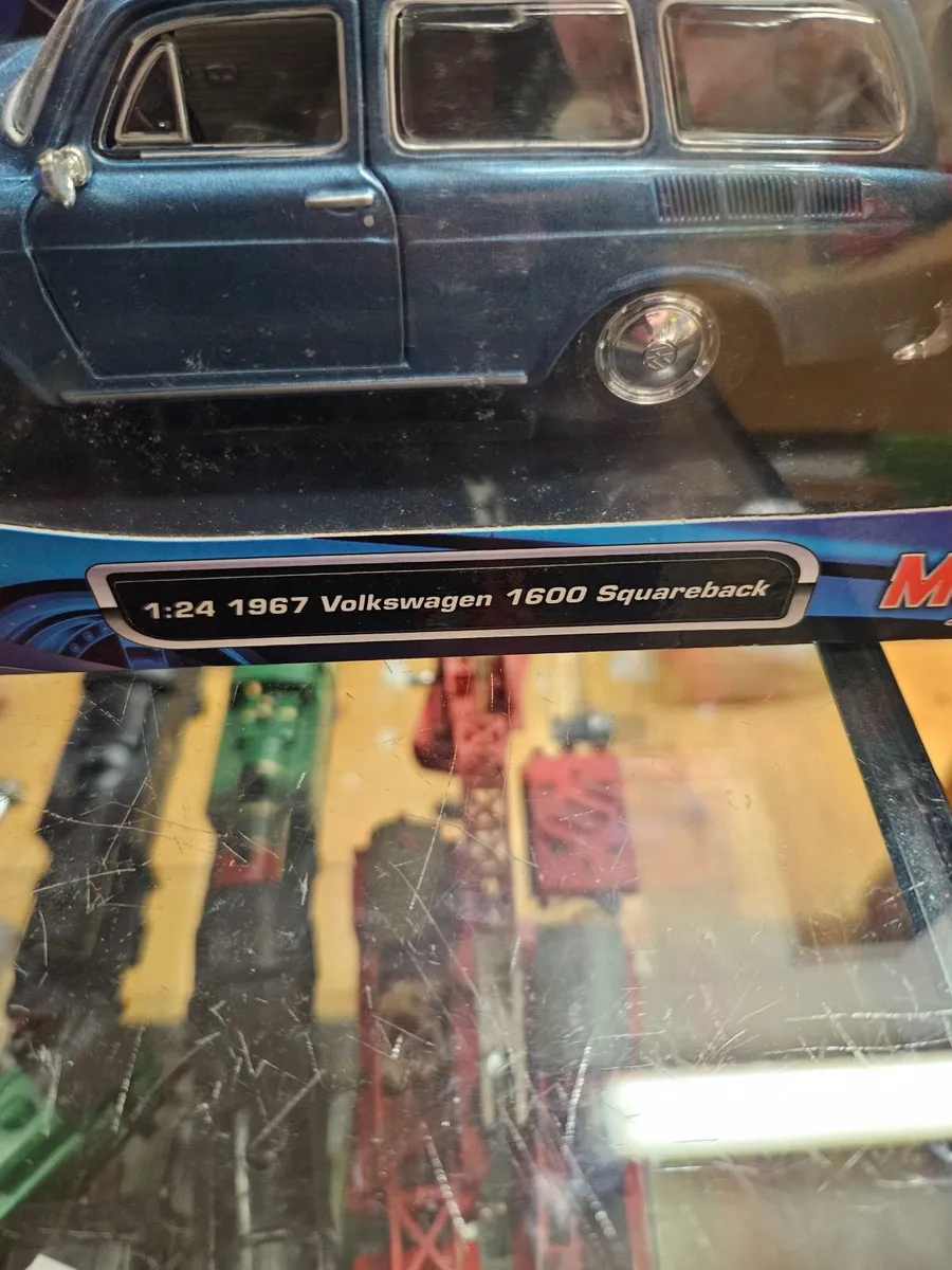 Corgi Maisto VW 1600 Squareback - Image 3
